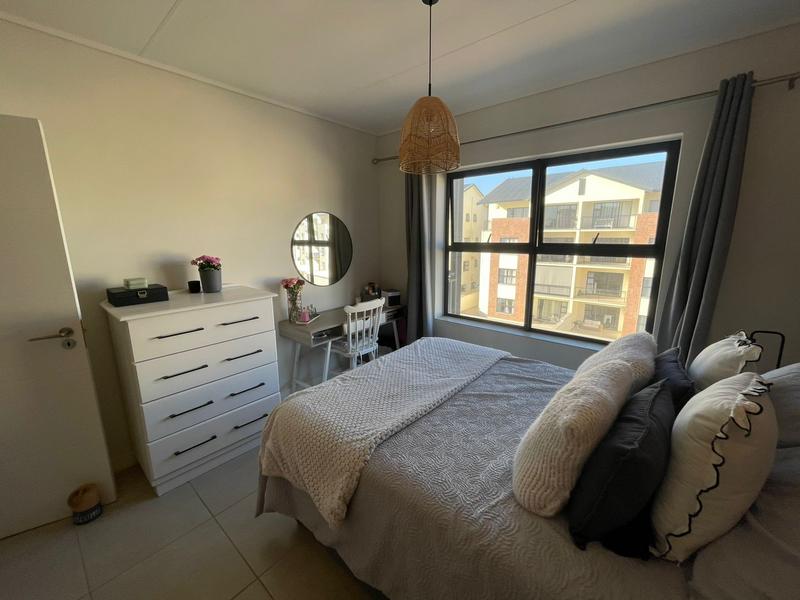 To Let 1 Bedroom Property for Rent in Richwood Western Cape